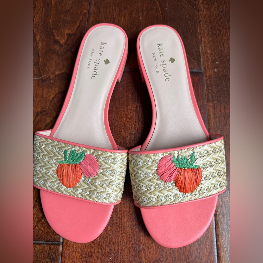 Kate Spade “Finefetti” Woven Strawberry Sandal Slides, Size 7. - Picture 7 of 7
